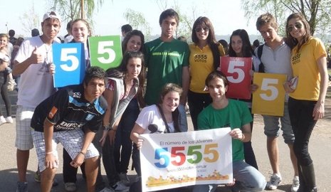 Festejamos la primavera junto a los jóvenes